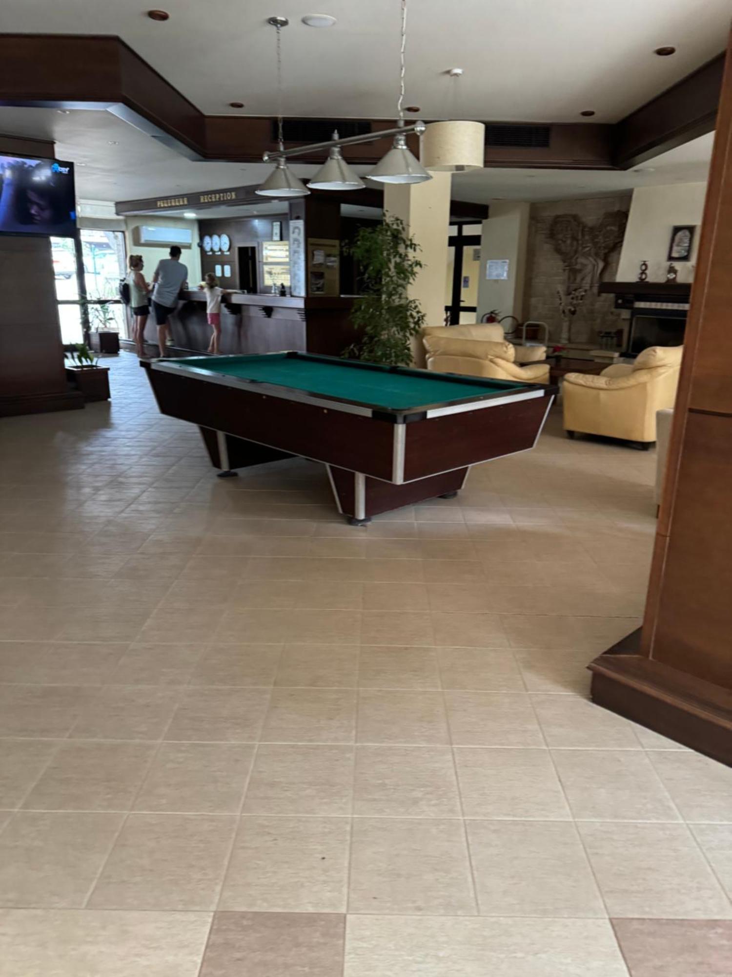 2-Bedroom, 2-Bathroom With Fireplace And Garden At Winslow Infinity Bansko Exterior photo
